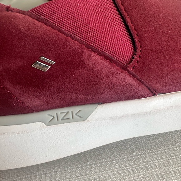 Kizik Paris Maroon Suede Slip On Sneakers Women’s 7 - Picture 7 of 14